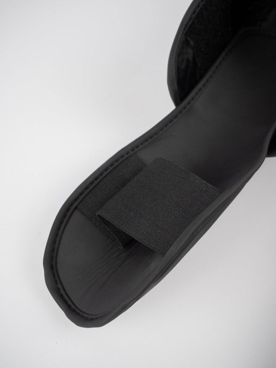 Paratibia PRO con Parapiede Staccabile Nero – Versatilità e Protezione - Fight Club Store
