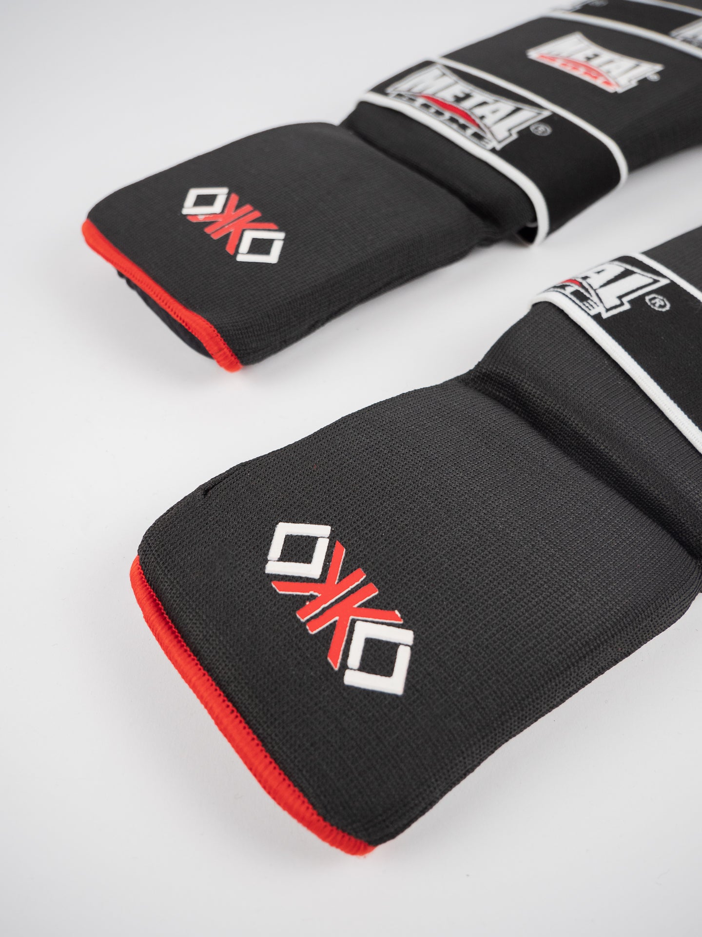 Paratibia con Parapiede OKO Black – Comfort e Protezione Superiore