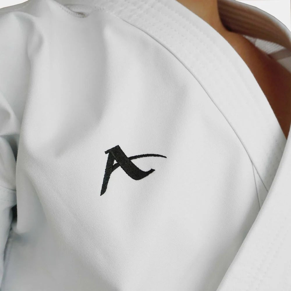 Detail of the white Arawaza embroidery on the shoulders of the Black Diamond jacket