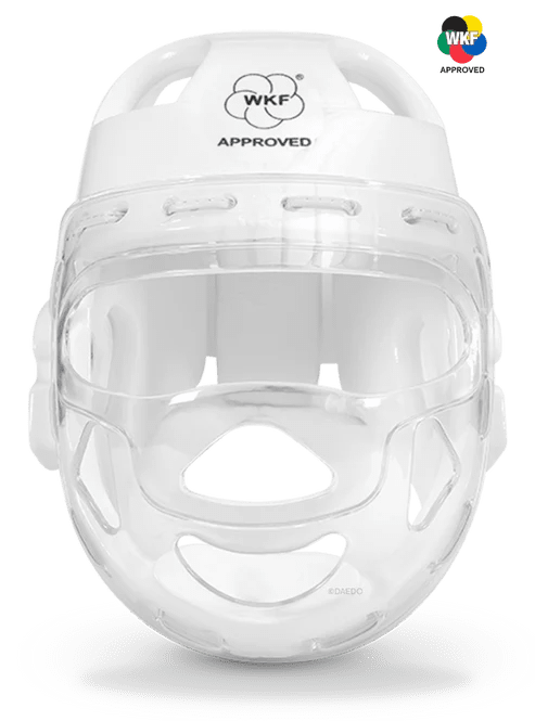 Detalle de la visera protectora fija en plástico resistente a impactos del casco Karate Daedo.