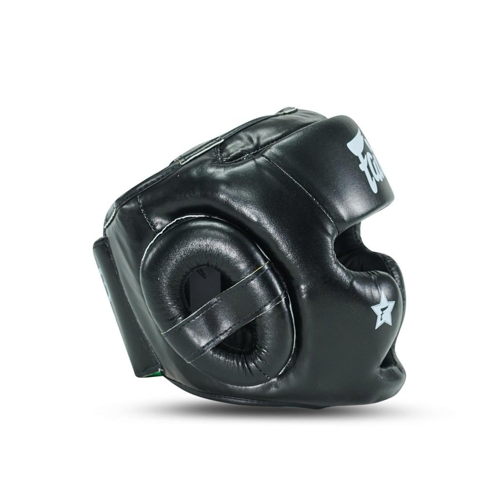 Profil helmy FXB Fairtex zobrazující ochranu sluchu a tloušťku vycpávky