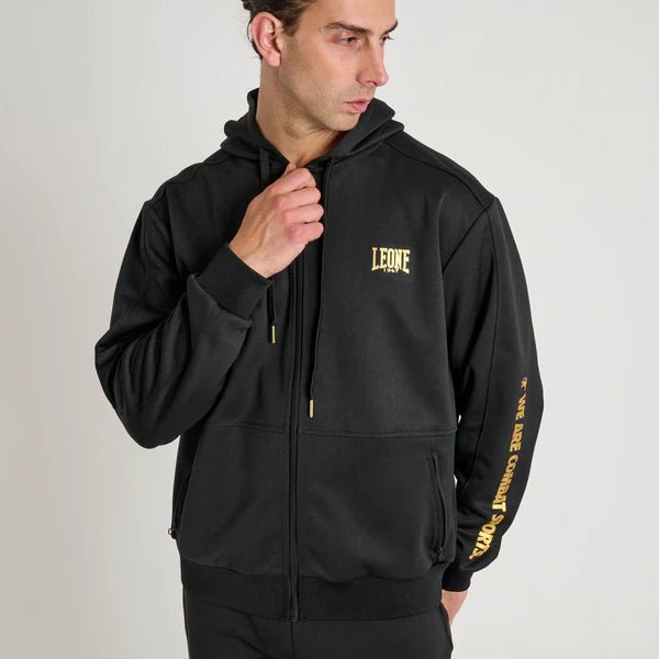 Sudadera técnica Leone 1947 línea DNA con capucha negra