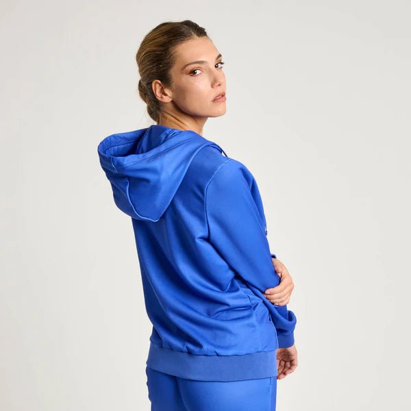 Rückansicht des hellblauen Leone 1947-Sweatshirts mit French-Terry-Innenseite