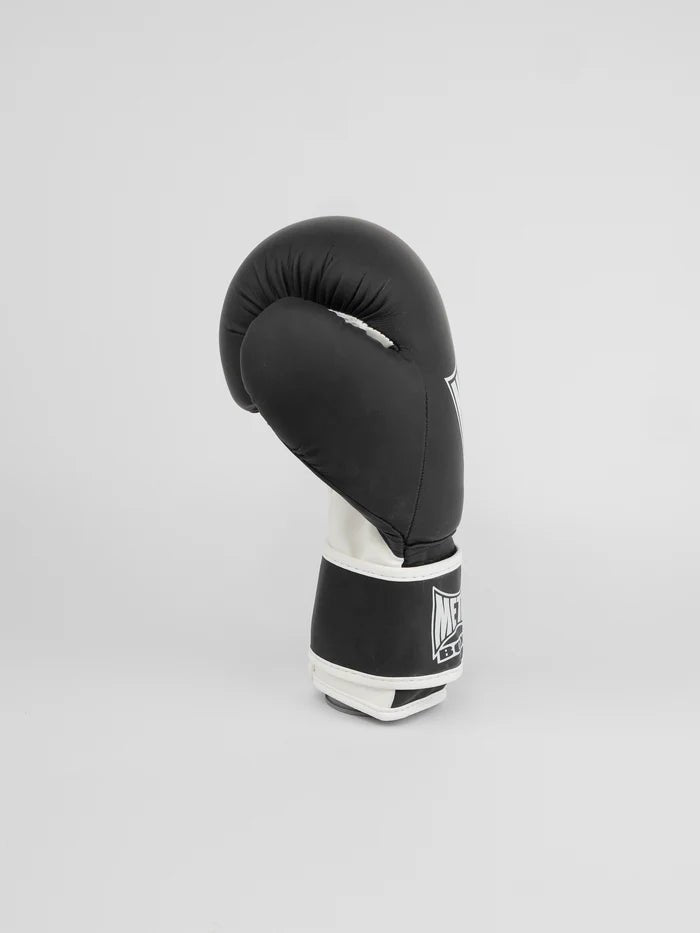 Vue latérale des gants de boxe Metal MB200 noirs, mousse de protection injectée