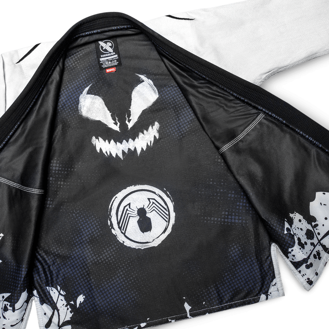 Detail of the customized internal lining of the Hayabusa Venom kimono with artistic graphics of the Marvel symbiote