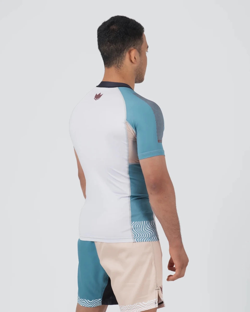 Vista trasera de la lycra Kingz Flow azul claro con gráficos totalmente sublimados