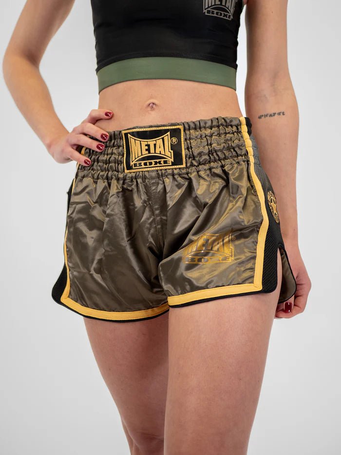 Vorderansicht Damen Kickboxshorts Metal Boxe Extrem militärgrün
