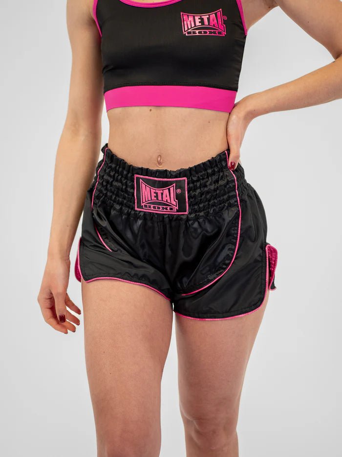 Vista frontal principal Pantalón corto Muay Thai mujer Metal Boxing Siam negro violeta