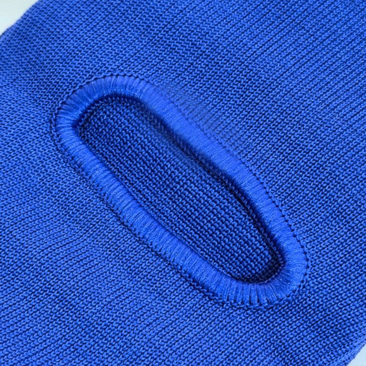 Shin guard with Top Ring support