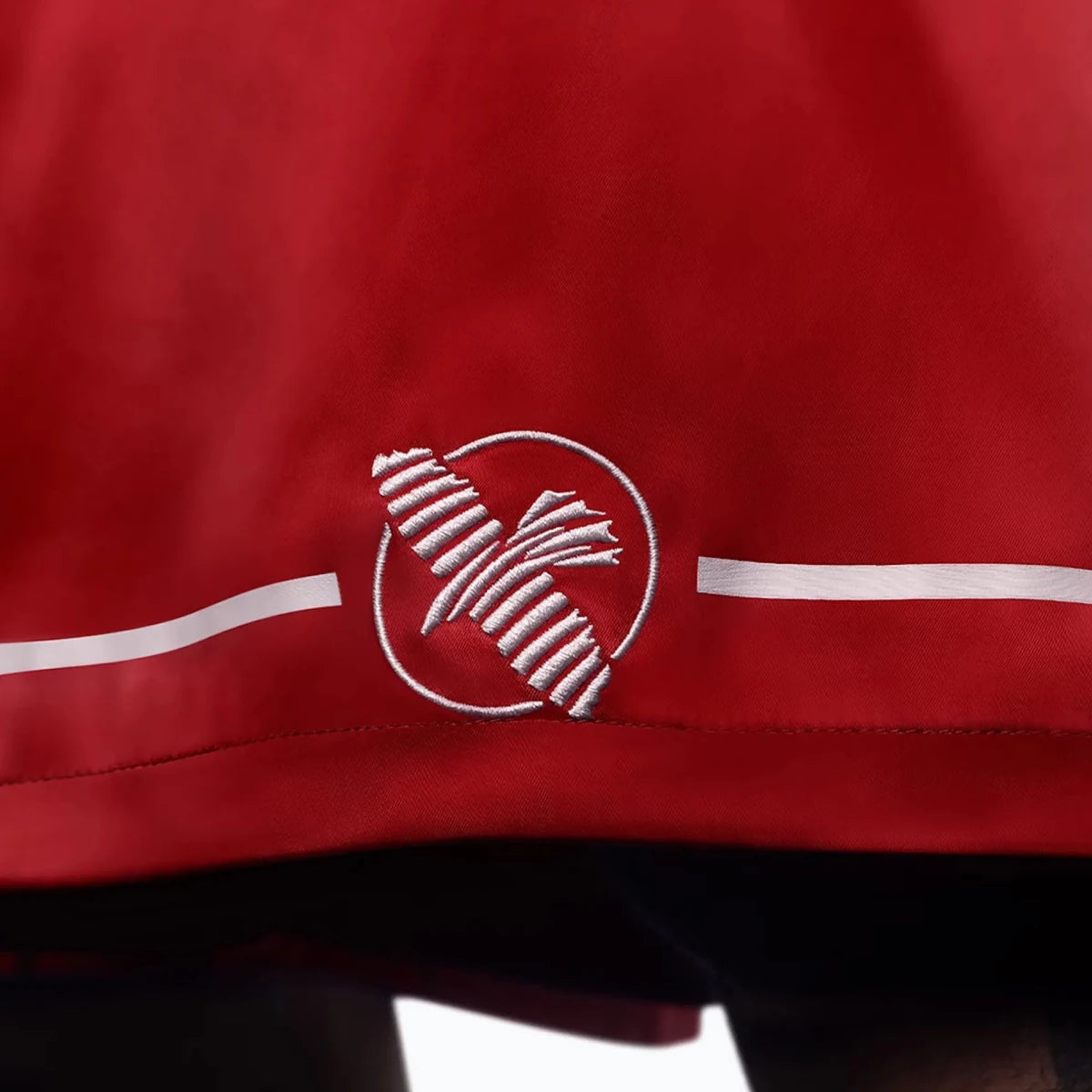 Patch bordado com logotipo da Hayabusa para shorts de boxe vermelho