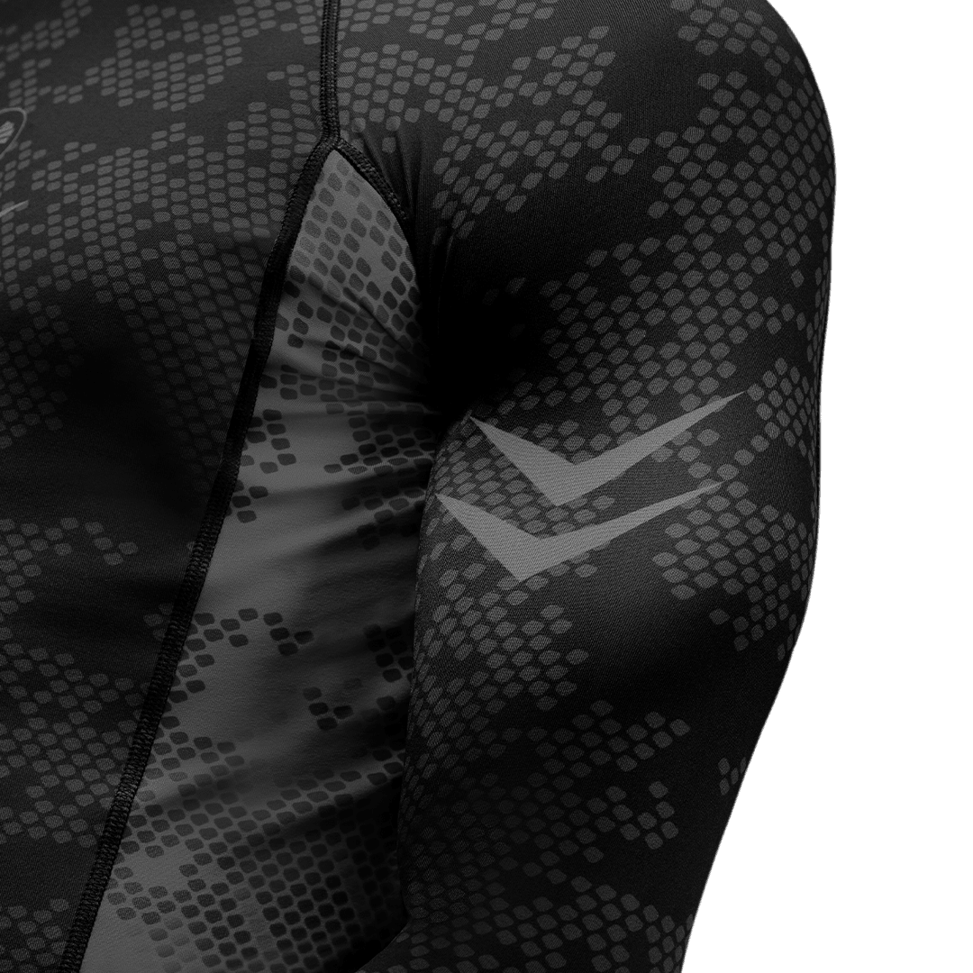 Close up of the shoulder design of the black Hayabusa Ranked rashguard