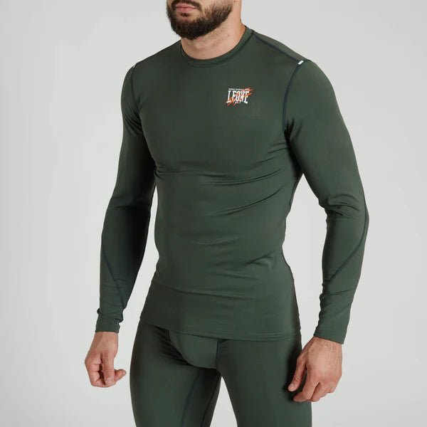 Vorderansicht des grünen Leone Primal Instinct Langarm-Rashguards