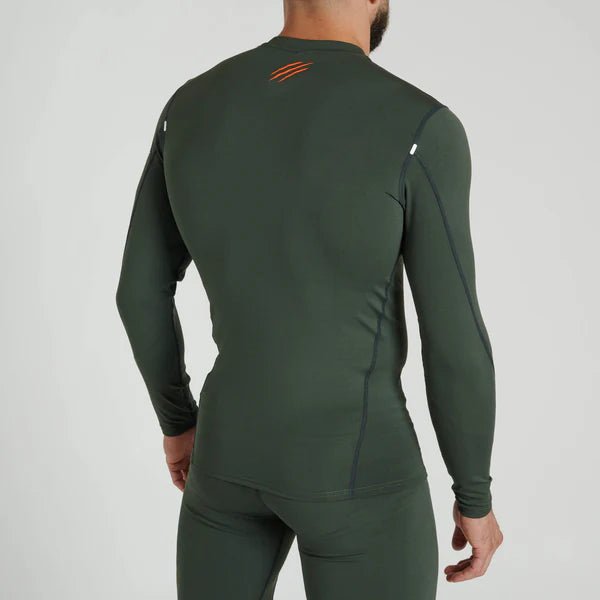 Rückansicht des grünen Leone Primal Instinct Rashguards, umfassender Schutz