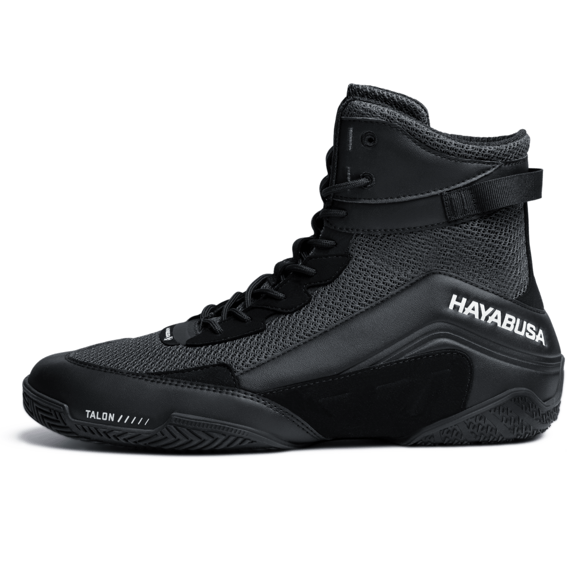 Detail der Mikrofaserleder- und Mesh-Materialien der schwarzen Hayabusa Talon-Schuhe