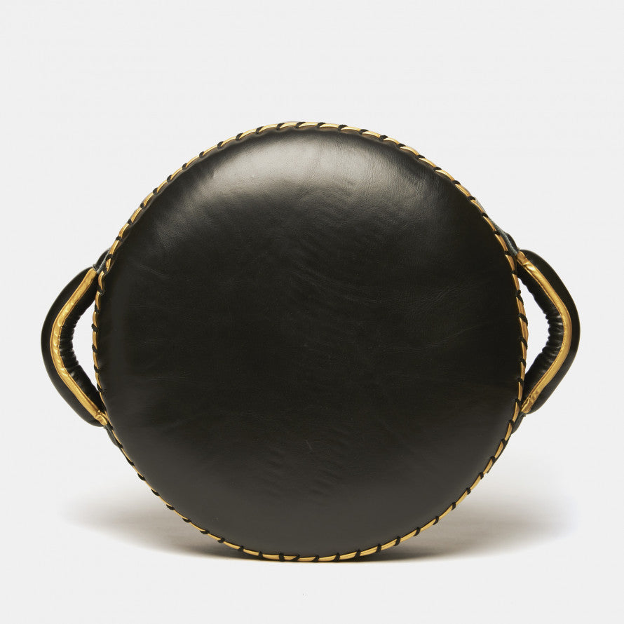 Rundes Schild Löwenhände