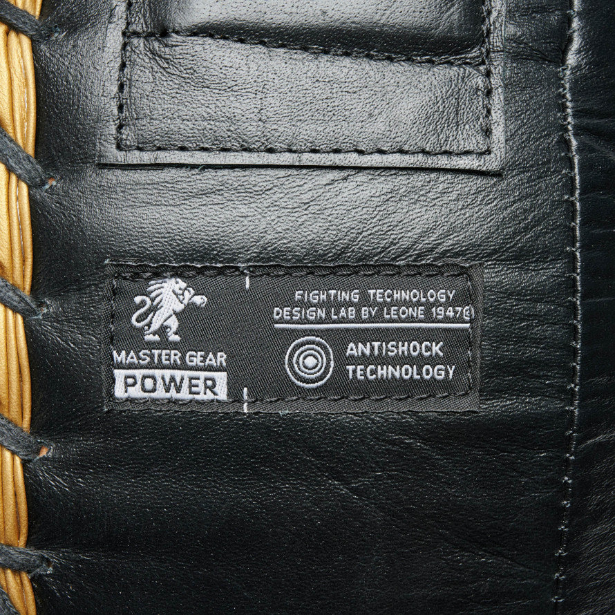 Rundes Schild Löwenhände