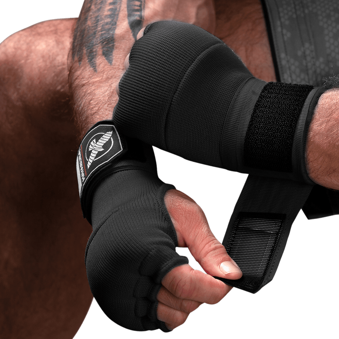 Black Hayabusa Quick Wrap liner worn with a relaxed Mexican style band