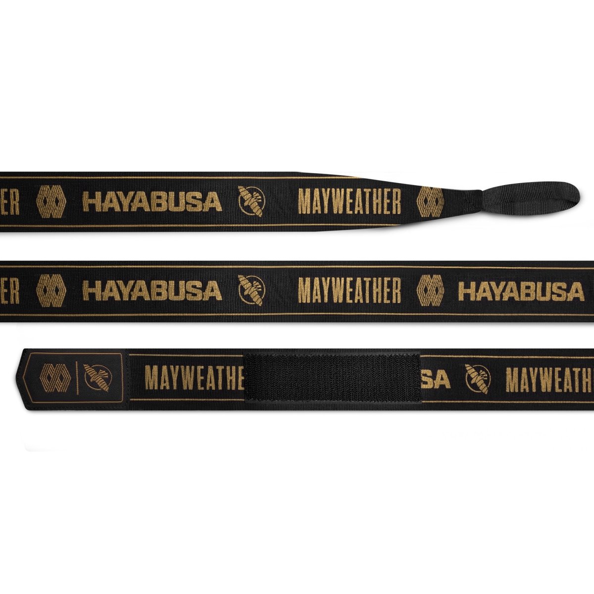 Un primer plano de una venda elástica de 180 pulgadas de Mayweather Hayabusa negra y dorada, parcialmente desenrollada y drapeada, que muestra la textura de la tela y el patrón dorado con las letras repetidas 'MAYWEATHER'.