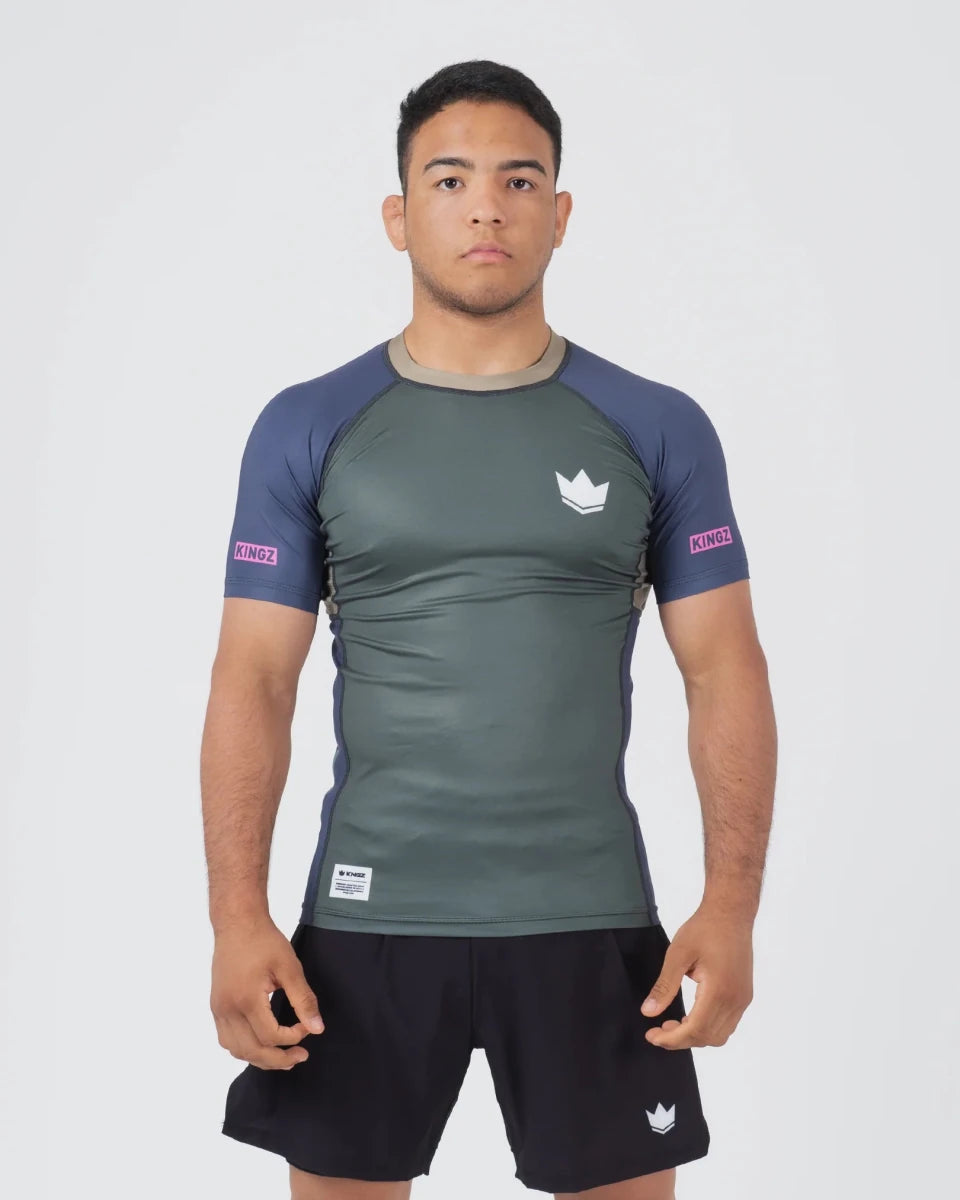 Vista frontal de la licra técnica Kingz Draft para Jiu Jitsu y deportes de combate