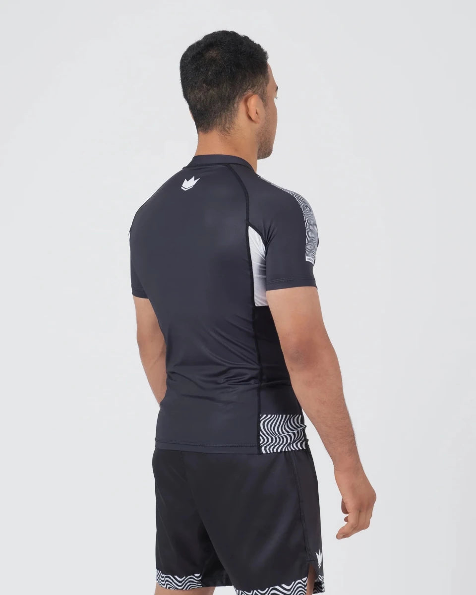 Vista trasera del Rashguard Kingz Flow con gráficos totalmente sublimados
