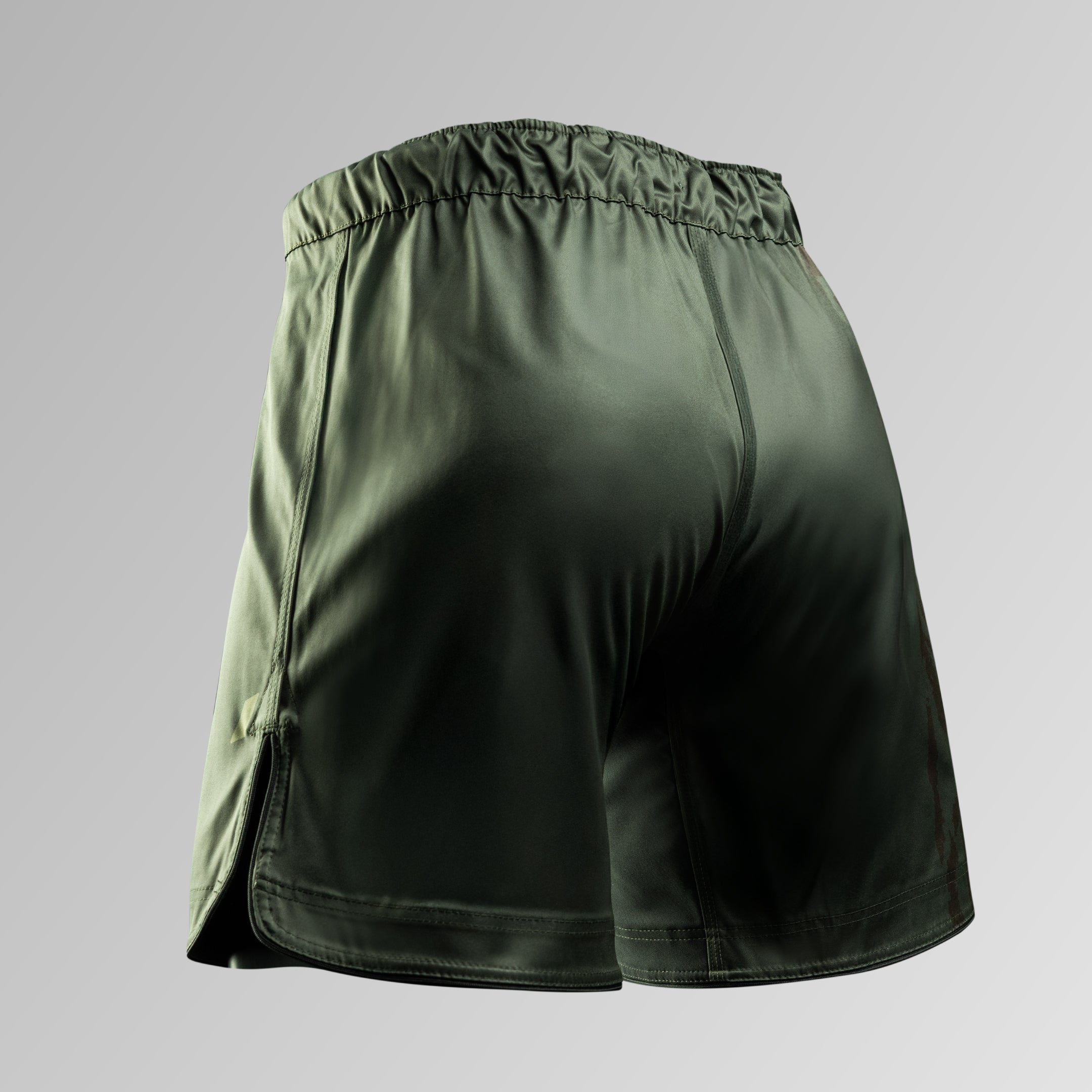 Vista posteriore dei pantaloncini Hayabusa Apex 3/4 verdi, fori di ventilazione laser-cut integrati