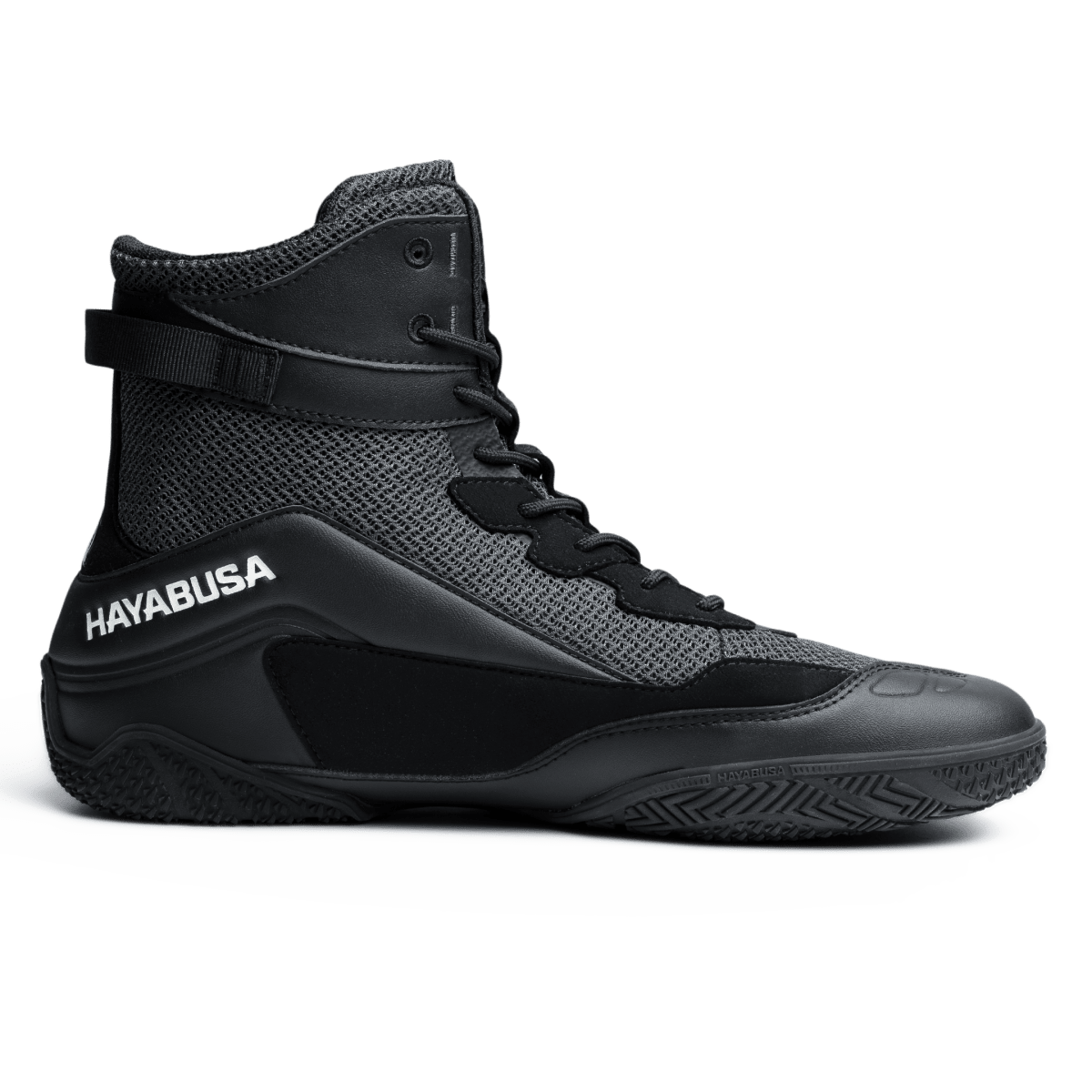 Detail der Gummisohle mit hoher Traktion der schwarzen Hayabusa Talon-Schuhe